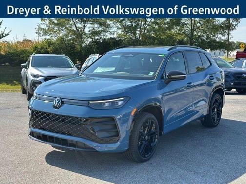 2025 Volkswagen Tiguan 2.0T SE R-Line Black