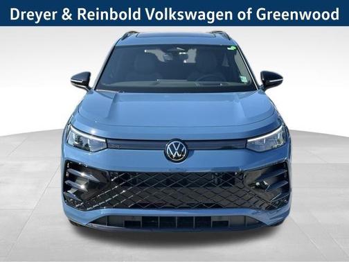 2025 Volkswagen Tiguan 2.0T SE R-Line Black