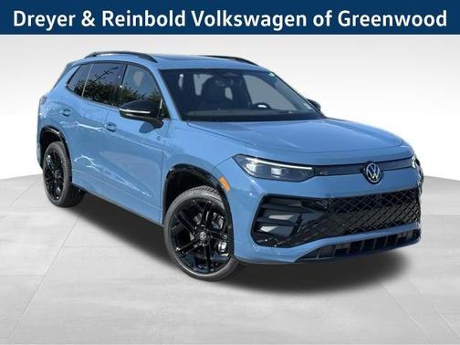 2025 Volkswagen Tiguan 2.0T SE R-Line Black