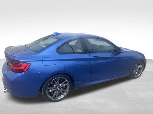 Estoril Blue Metallic 2016 BMW M235 i