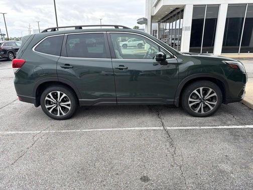 Cascade Green Silica 2023 Subaru Forester Limited