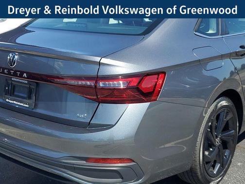 2025 Volkswagen Jetta 1.5T SE
