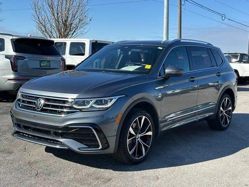 2022 Volkswagen Tiguan 2.0T SEL R-Line