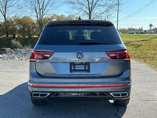 2022 Volkswagen Tiguan 2.0T SEL R-Line