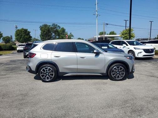 2025 BMW X1 xDrive28i