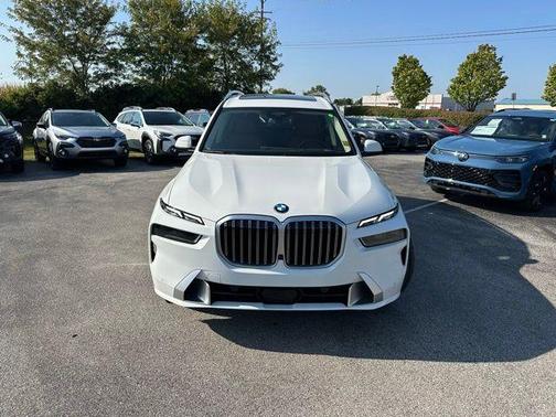 2023 BMW X7 xDrive40i
