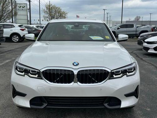 White Metallic 2022 BMW 330 i xDrive