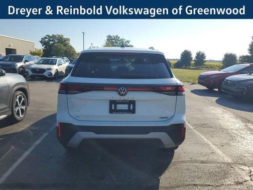 2025 Volkswagen Tiguan 2.0T SE