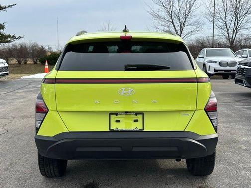 2025 Hyundai KONA SEL