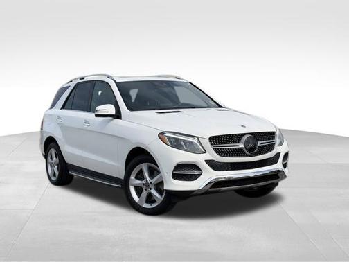 White 2019 Mercedes-Benz GLE 400 Base 4MATIC