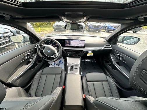 2026 BMW 330 I XDrive NA