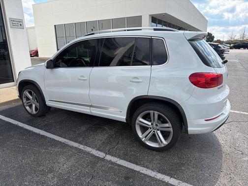 2016 Volkswagen Tiguan R-Line