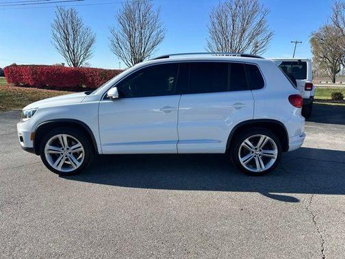 2016 Volkswagen Tiguan R-Line