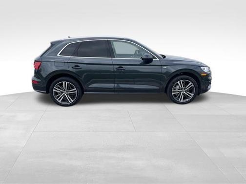 2020 Audi Q5 e 55 Premium