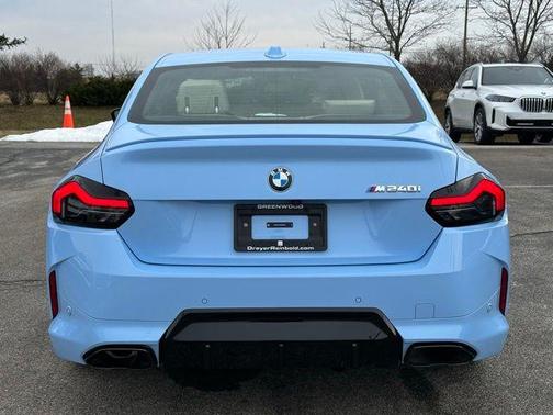 2025 BMW M240 i