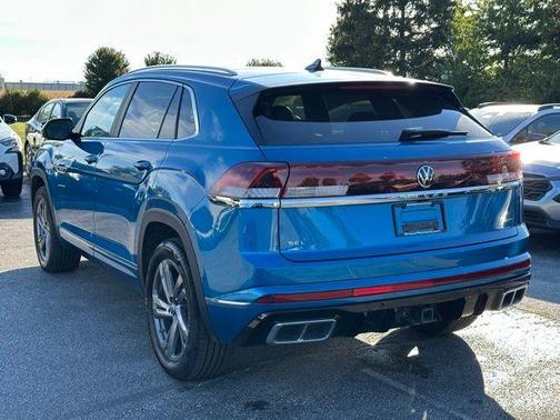2024 Volkswagen Atlas Cross Sport 2.0T SEL R-Line