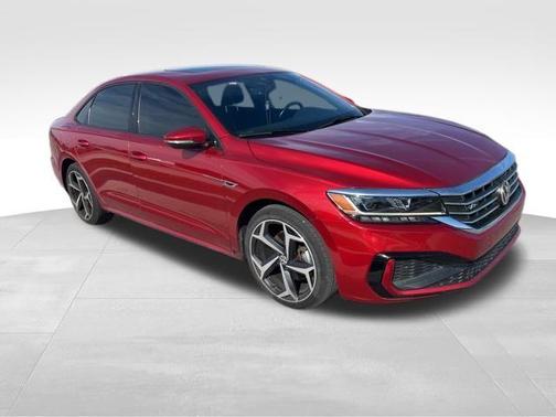 2021 Volkswagen Passat 2.0T R-Line