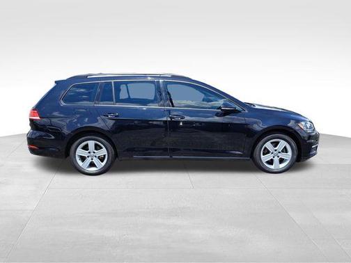 2018 Volkswagen Golf SportWagen TSI SE