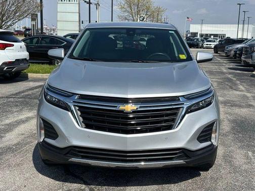 Silver Ice Metallic 2022 Chevrolet Equinox 1LT