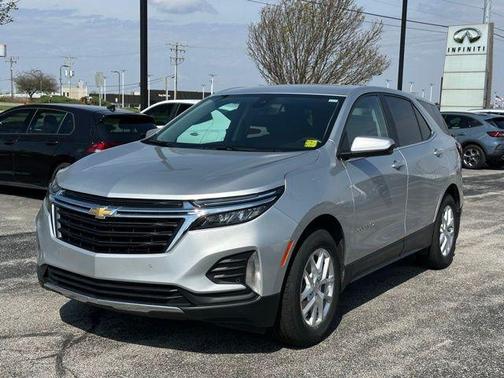 Silver Ice Metallic 2022 Chevrolet Equinox 1LT