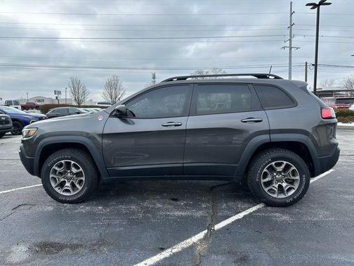 2022 Jeep Cherokee Trailhawk