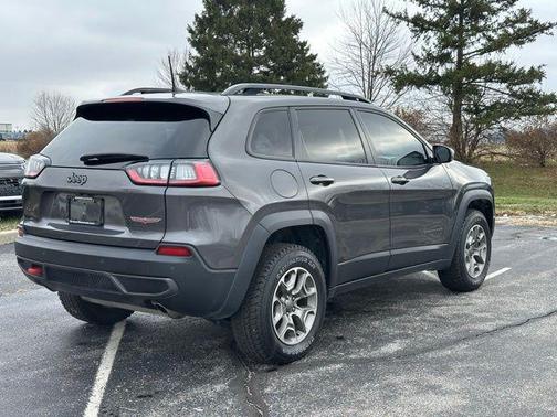 2022 Jeep Cherokee Trailhawk