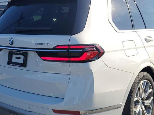 2026 BMW X7 xDrive40i