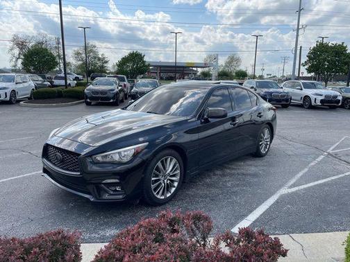 Black 2018 INFINITI Q50 3.0t LUXE