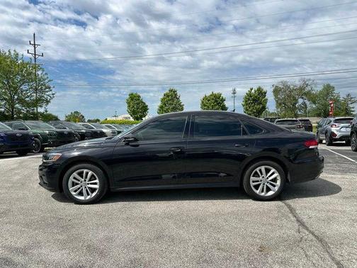 Deep Black Pearl Effect 2020 Volkswagen Passat 2.0T S