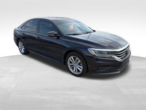 Deep Black Pearl Effect 2020 Volkswagen Passat 2.0T S