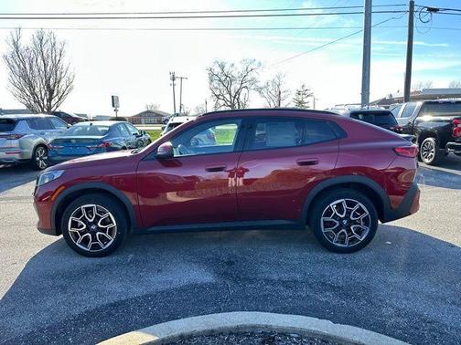 2025 BMW X2 xDrive28i