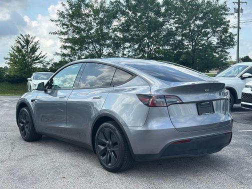 Gray 2024 Tesla Model Y Long Range