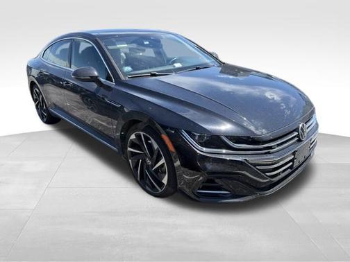 Deep Black Pearl Effect 2023 Volkswagen Arteon 2.0T SEL Premium R-Line
