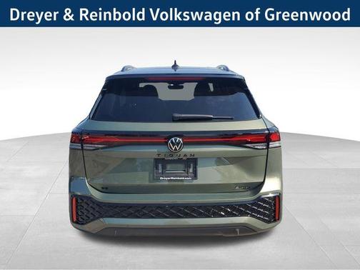 2025 Volkswagen Tiguan 2.0T SE R-Line Black