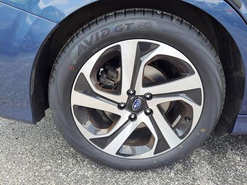 2022 Subaru Legacy Limited XT