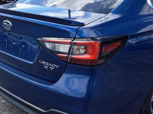2022 Subaru Legacy Limited XT