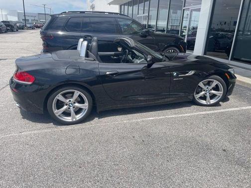 Black Sapphire Metallic 2015 BMW Z4 sDrive35i