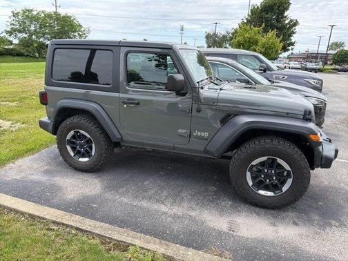 Sting Gray Clearcoat 2019 Jeep Wrangler Sport