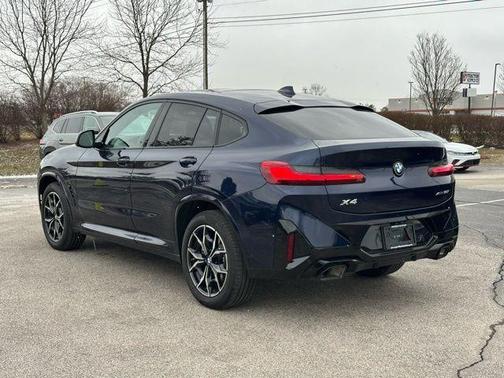 2025 BMW X4 xDrive30i