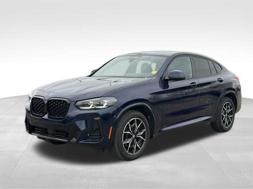 2025 BMW X4 xDrive30i