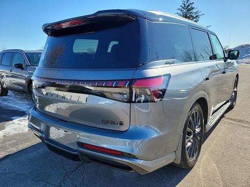 2025 INFINITI QX80 AUTOGRAPH