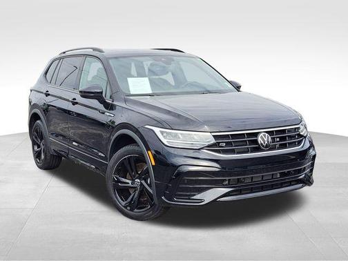 2024 Volkswagen Tiguan 2.0T SE R-Line Black