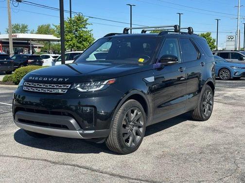 Santorini Black 2019 Land Rover Discovery HSE LUXURY