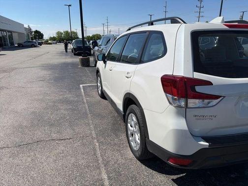 Crystal White Pearl 2020 Subaru Forester