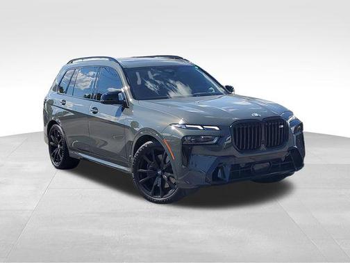 2024 BMW X7 M60i