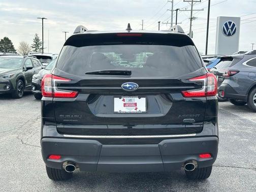 Crystal Black Silica 2025 Subaru Ascent Onyx Edition Touring