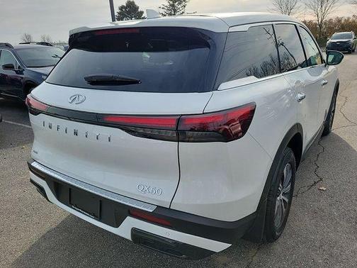 2025 INFINITI QX60 Pure