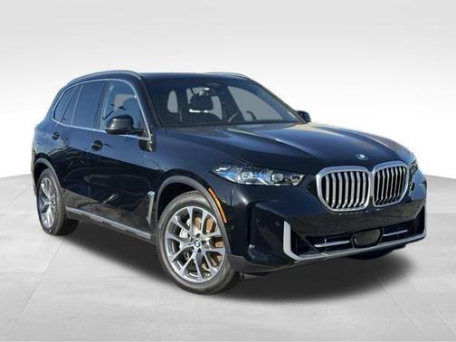 Black Sapphire Metallic 2026 BMW X5 PHEV xDrive50e