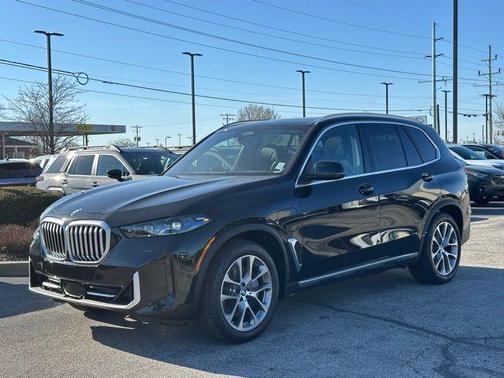 Black Sapphire Metallic 2026 BMW X5 PHEV xDrive50e