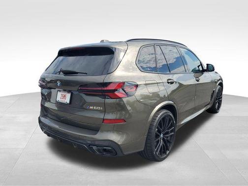 2025 BMW X5 M60i